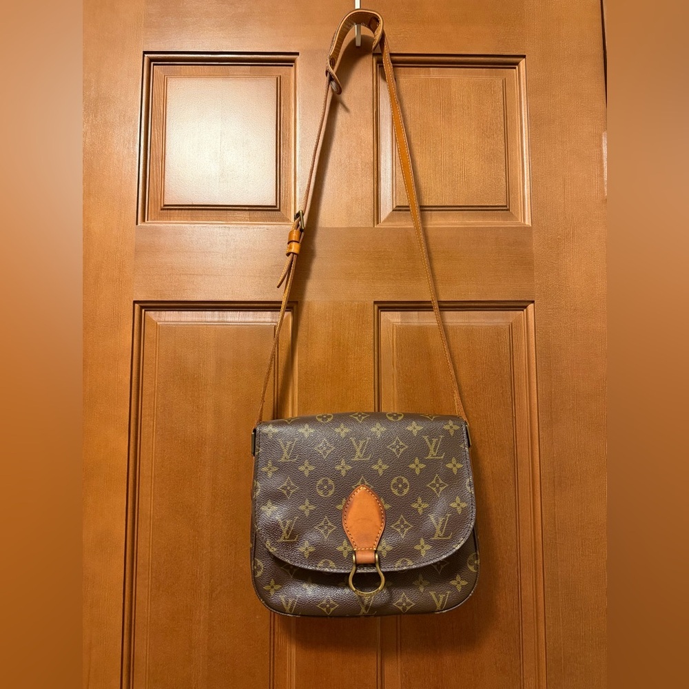 LOUIS VUITTON Monogram Saint Cloud GM Shoulder Bag